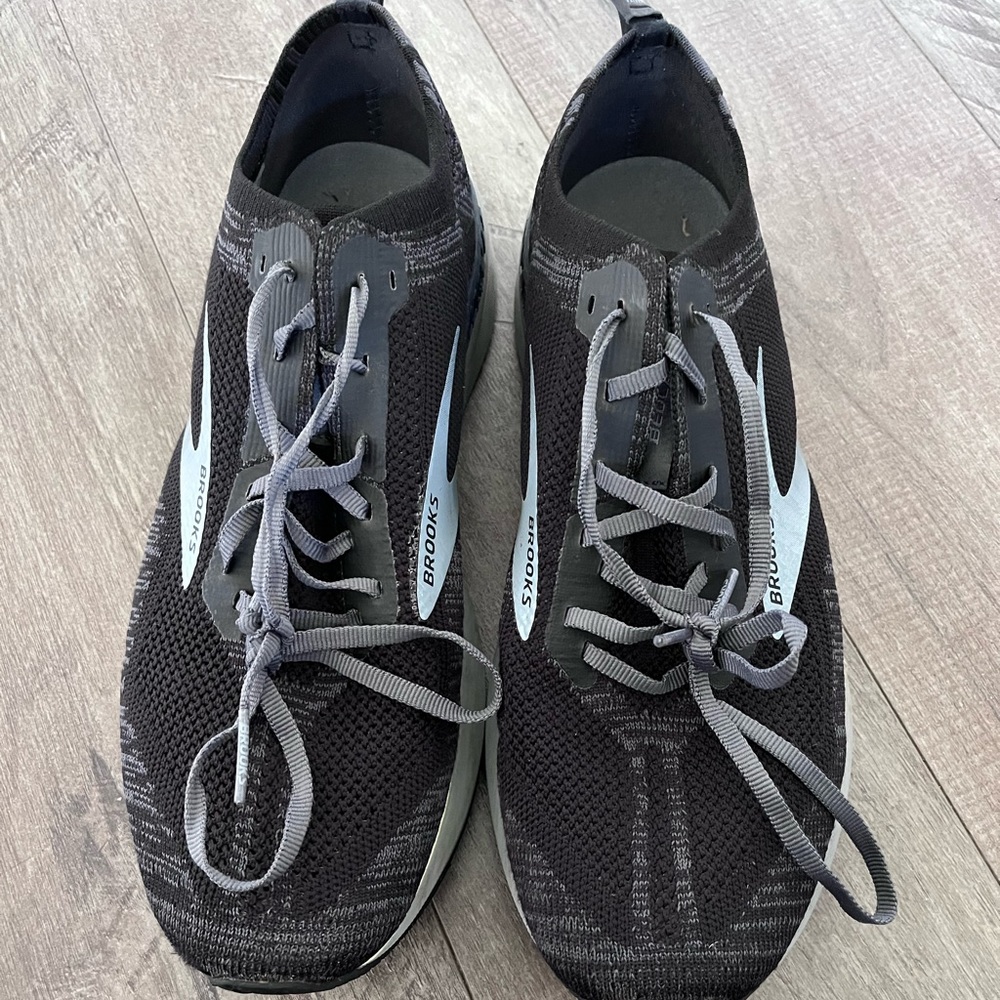 Brooks Bedlam Running Shoes Mens Size 11 gray/black